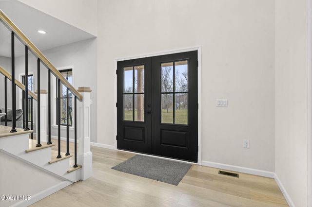 875 Ridge Road, Rensselaer, NY 12144