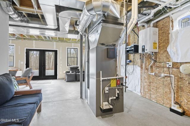 875 Ridge Road, Rensselaer, NY 12144