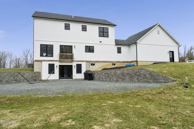 875 Ridge Road, Rensselaer, NY 12144