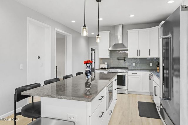 875 Ridge Road, Rensselaer, NY 12144