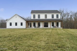 875 Ridge Road, Rensselaer, NY 12144