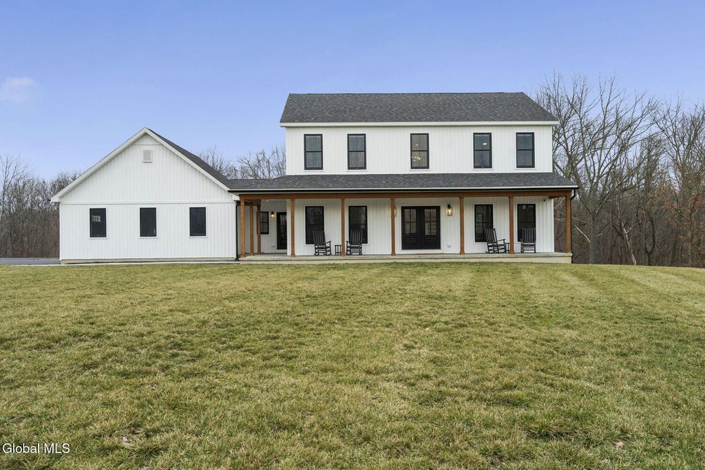 875 Ridge Road, Rensselaer, NY 12144