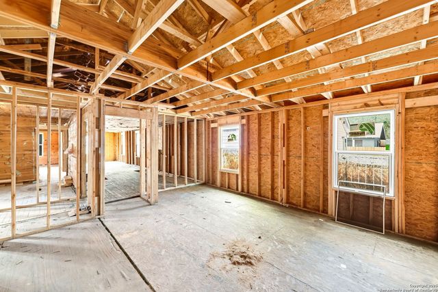 2031 E crockett, San Antonio, TX 78202
