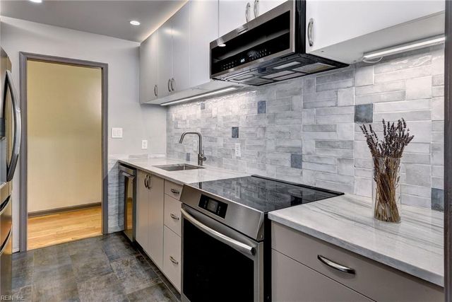 376 Merrimac Trl Unit 614, Williamsburg, VA 23185