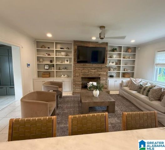 217 S NORTON AVENUE, Sylacauga, AL 35150