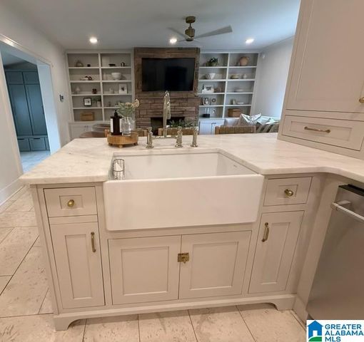217 S NORTON AVENUE, Sylacauga, AL 35150