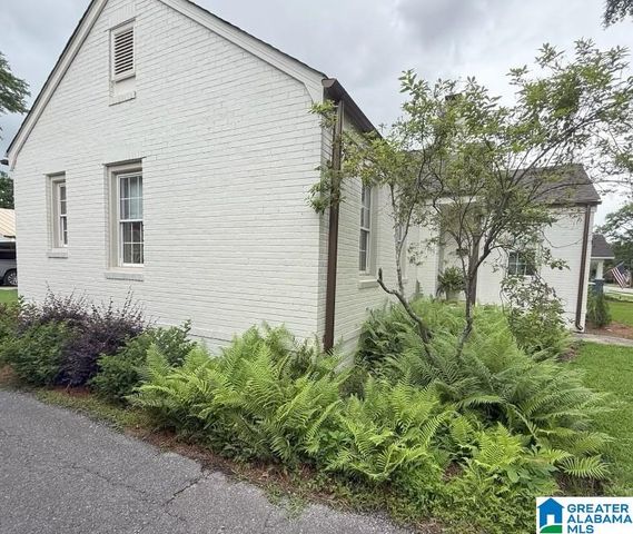 217 S NORTON AVENUE, Sylacauga, AL 35150
