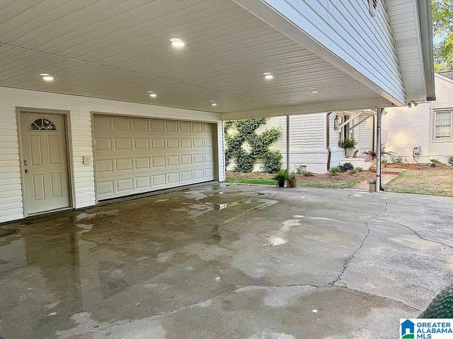 217 S NORTON AVENUE, Sylacauga, AL 35150