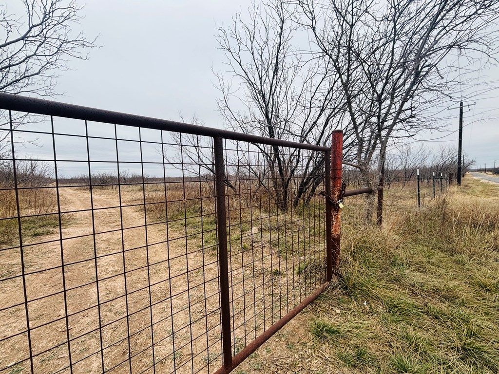 Image 2 of property listing at 11993 Twin Lakes Lane # 13, San Angelo, TX 76904