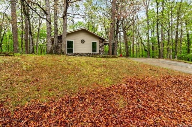 327 Arlington Drive, Hot Springs, AR 71913