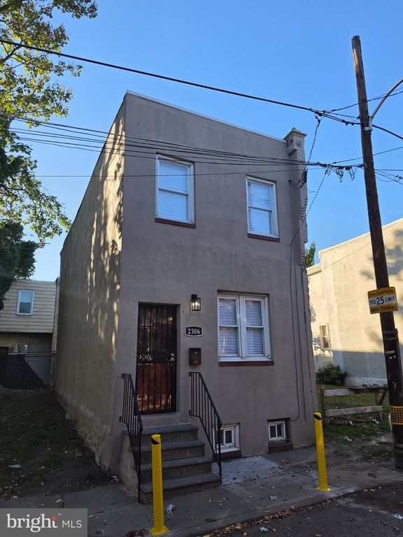 2306 N FAWN ST, Philadelphia, PA 19133