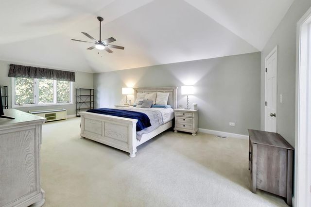 1016 Liberty Drive, Naperville, IL 60540
