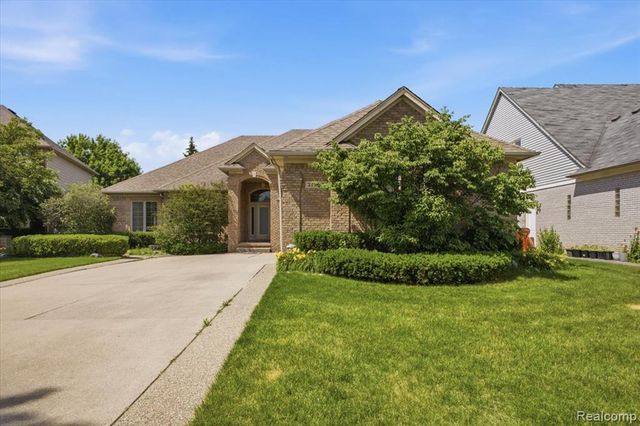 21683 Trevor Court, Macomb, MI 48044