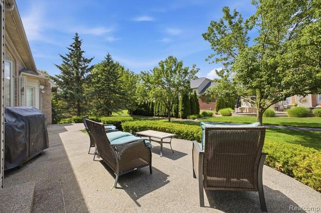 21683 Trevor Court, Macomb, MI 48044