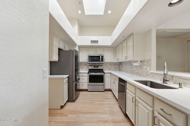 25555 N WINDY WALK Drive 83, Scottsdale, AZ 85255