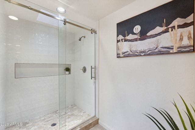 25555 N WINDY WALK Drive 83, Scottsdale, AZ 85255