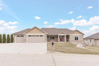3724 Falcon Ridge Drive, Janesville, WI 53548