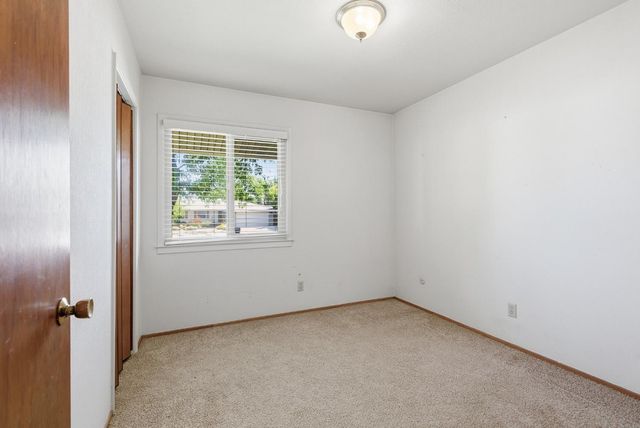 6406 Templeton Dr, Carmichael, CA 95608