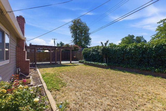 6406 Templeton Dr, Carmichael, CA 95608