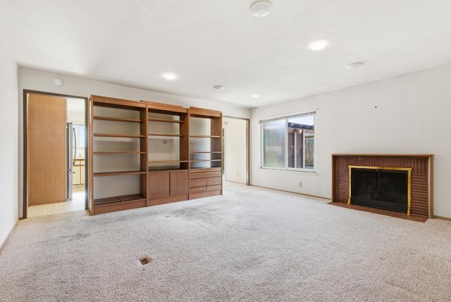 6406 Templeton Dr, Carmichael, CA 95608