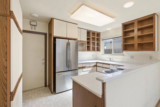 6406 Templeton Dr, Carmichael, CA 95608