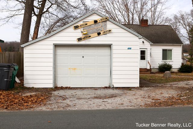 2378 Duff Road, Dalton Twp, MI 49457