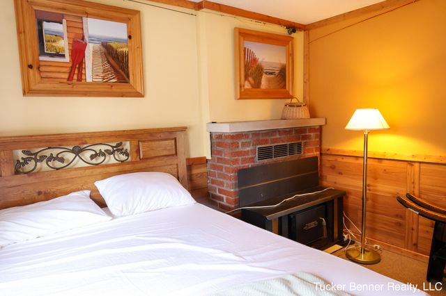 2378 Duff Road, Dalton Twp, MI 49457