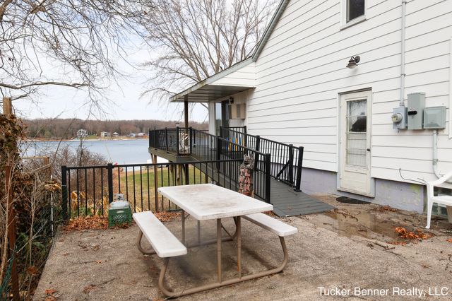 2378 Duff Road, Dalton Twp, MI 49457