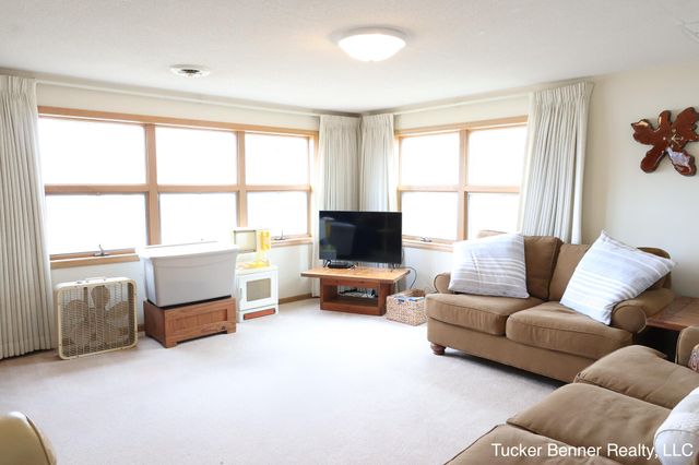 2378 Duff Road, Dalton Twp, MI 49457