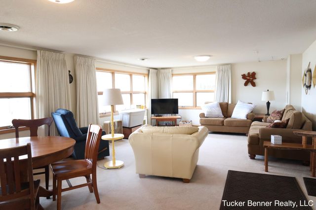 2378 Duff Road, Dalton Twp, MI 49457