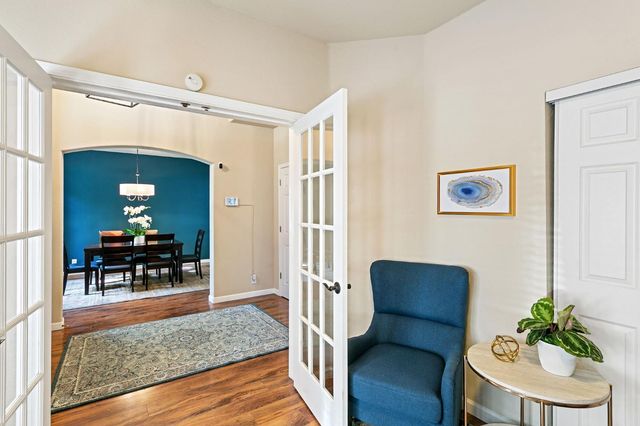 9331 Lakepoint Dr, Elk Grove, CA 95758