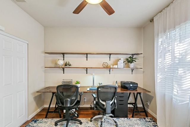 9331 Lakepoint Dr, Elk Grove, CA 95758