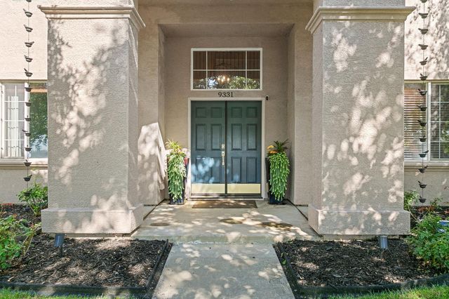 9331 Lakepoint Dr, Elk Grove, CA 95758
