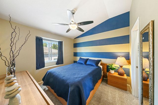 9331 Lakepoint Dr, Elk Grove, CA 95758