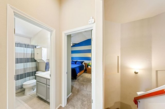 9331 Lakepoint Dr, Elk Grove, CA 95758