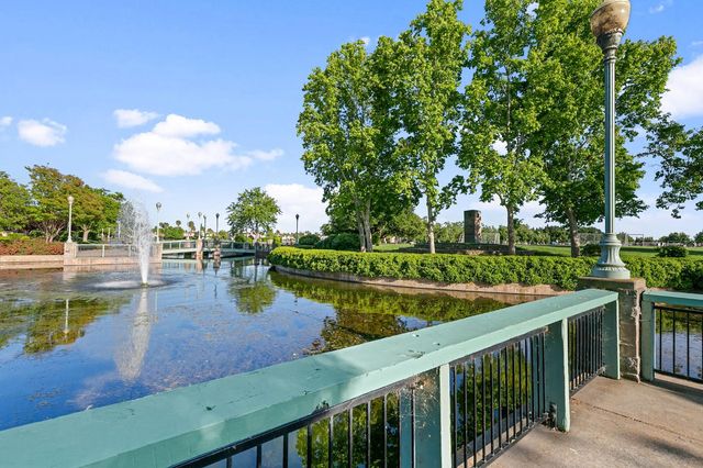 9331 Lakepoint Dr, Elk Grove, CA 95758