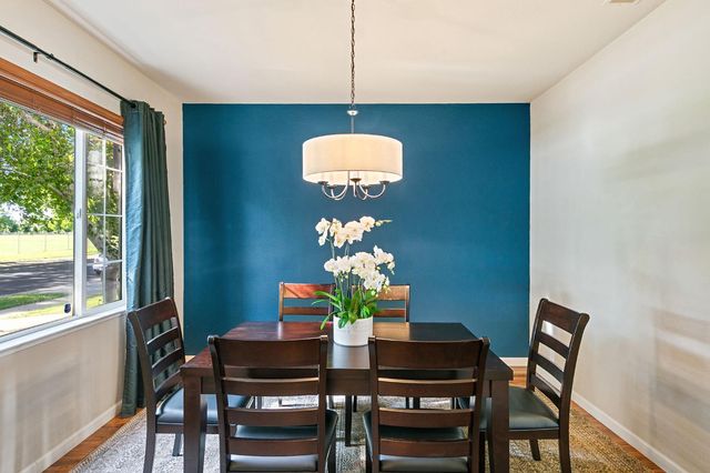 9331 Lakepoint Dr, Elk Grove, CA 95758