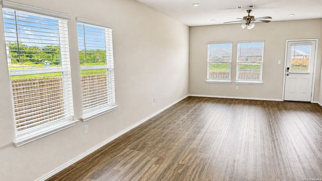 15623 Mint Patch, Von Ormy, TX 78073
