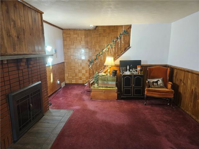 103 Sycamore Dr, Ross Twp, PA 15237