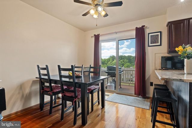 104 HOLLYTREE CT, Pottstown, PA 19464