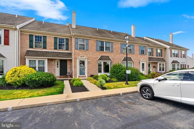 104 HOLLYTREE CT, Pottstown, PA 19464