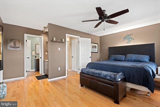 104 HOLLYTREE CT, Pottstown, PA 19464