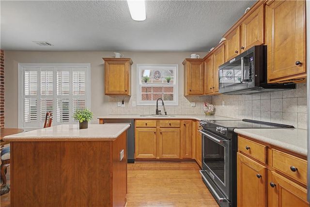 79 Blakewood Court, Jefferson, GA 30549