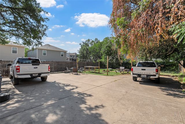 2103 S 7th Street, Waco, TX 76706