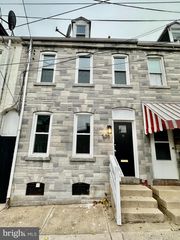 535 POPLAR ST, Lancaster, PA 17603