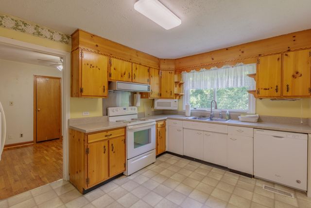 949 Ely Road, Hixson, TN 37343