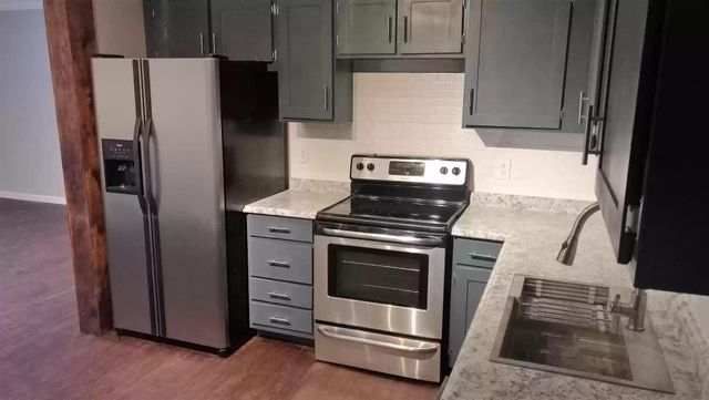 1124 N Center Street, Arlington, TX 76011