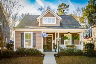 215 Forsythia Avenue, Summerville, SC 29483