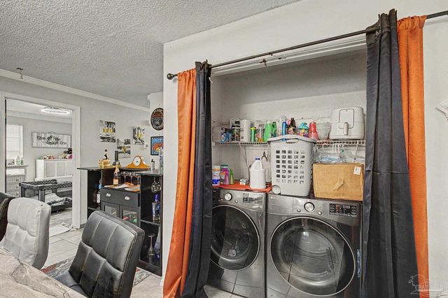 6150 Denver Ave, Pensacola, FL 32526