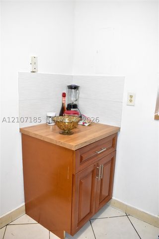 2751 N Pine Island Rd 101, Sunrise, FL 33322
